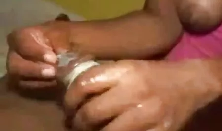Dziewczyna darmowe sex filmy z mamuśkami w karnawałowej masce połknęła po języku