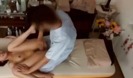 Cztery chude darmowe sex filmy mamuski dupy seks