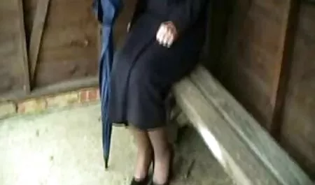 Po Anal w kuchni, skończyła jej free sex mamuski twarz