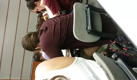 Brunetka filmy erotyczne za darmo mamuśki kocha jej kochanek długi członek
