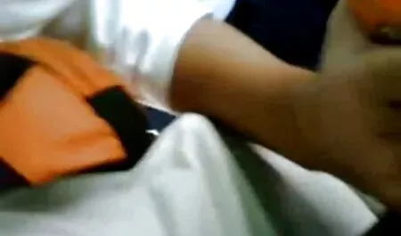 Na przekąskę uczniowie czterech z sex mamuski filmy za darmo nich postanowili zorganizować bandycki opatrunek