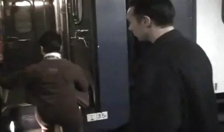 Ktoś z przyjacielem ciągnie sexmamuski filmy pieska swoją żonę