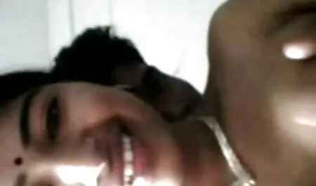Ale sex za darmo z mamuskami Alex świetnie pieprzy przyjazną radę